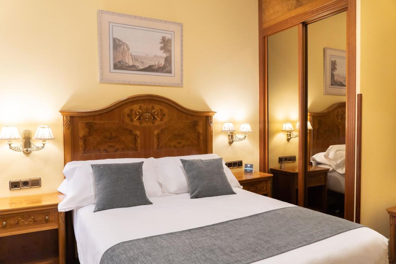 Hotel Alda Mercado De זמורה מראה חיצוני תמונה