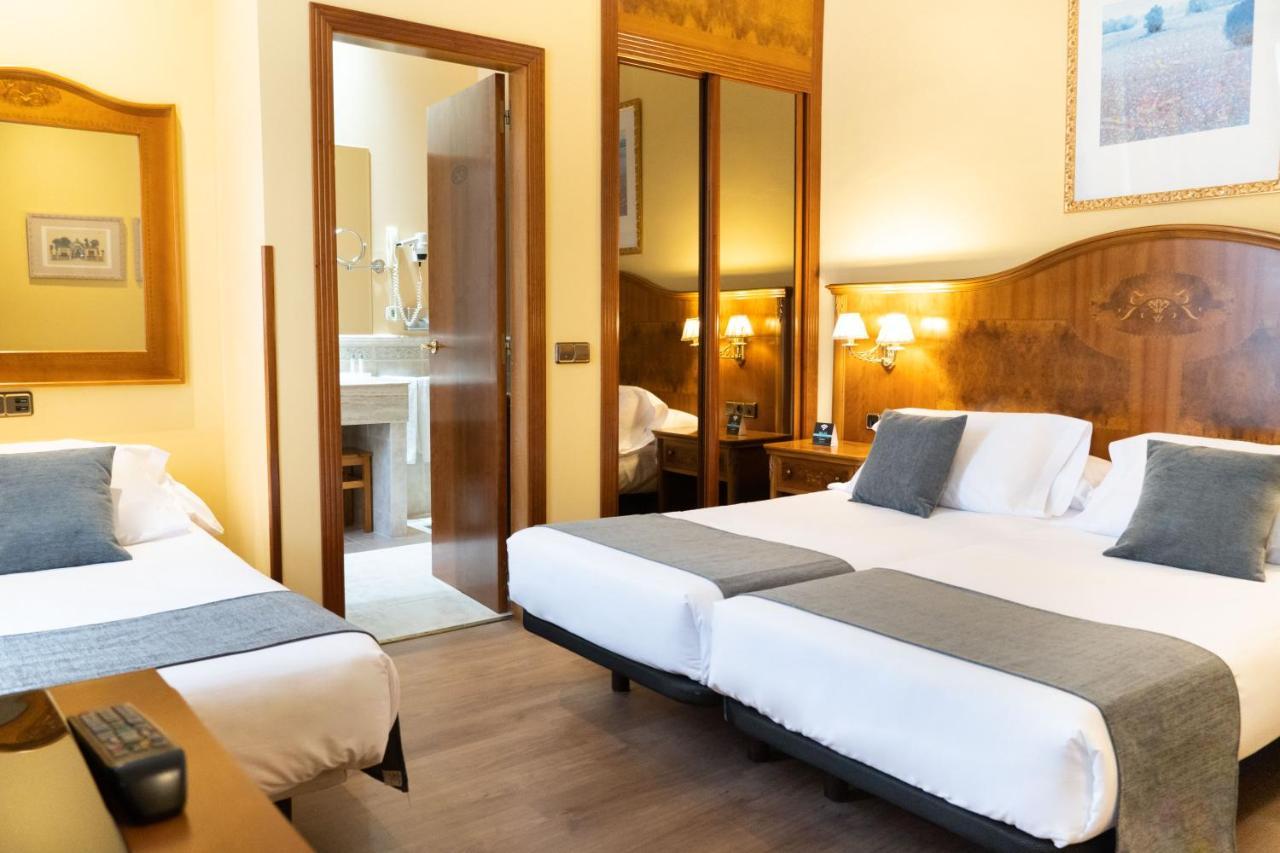 Hotel Alda Mercado De זמורה מראה חיצוני תמונה
